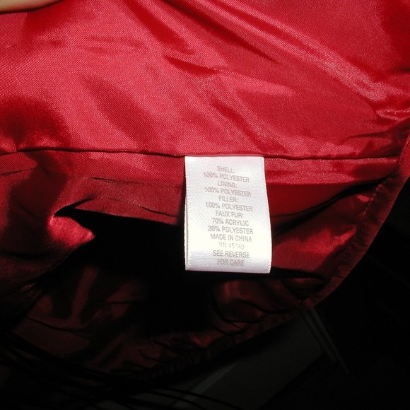 Vest - Picture 3 of 8